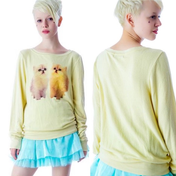 Wildfox Tops - NWT Wildfox Magical Cats Baggy Beach Jumper in Banana Split Yellow Size Small